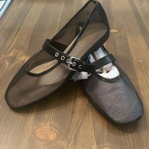 Black Mesh Women's Shoes